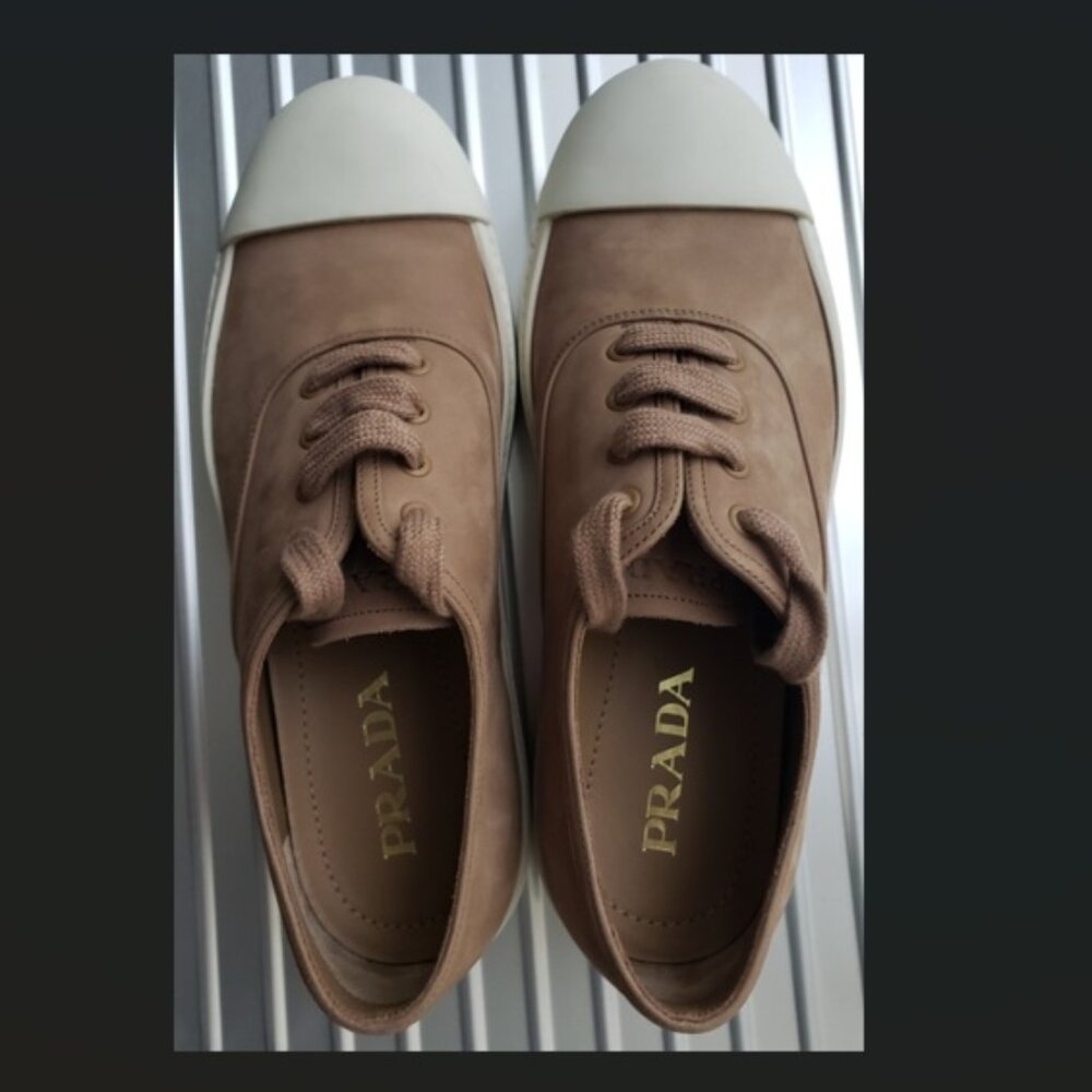 PRADA Brand New Brown Suede sneakers size 9